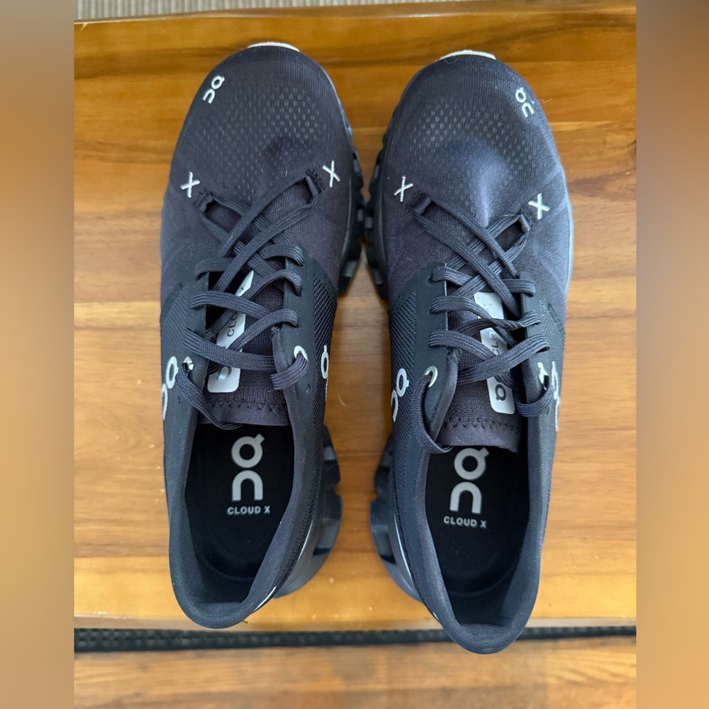 On Cloud x 3 Women’s Running Shoe - 7.5